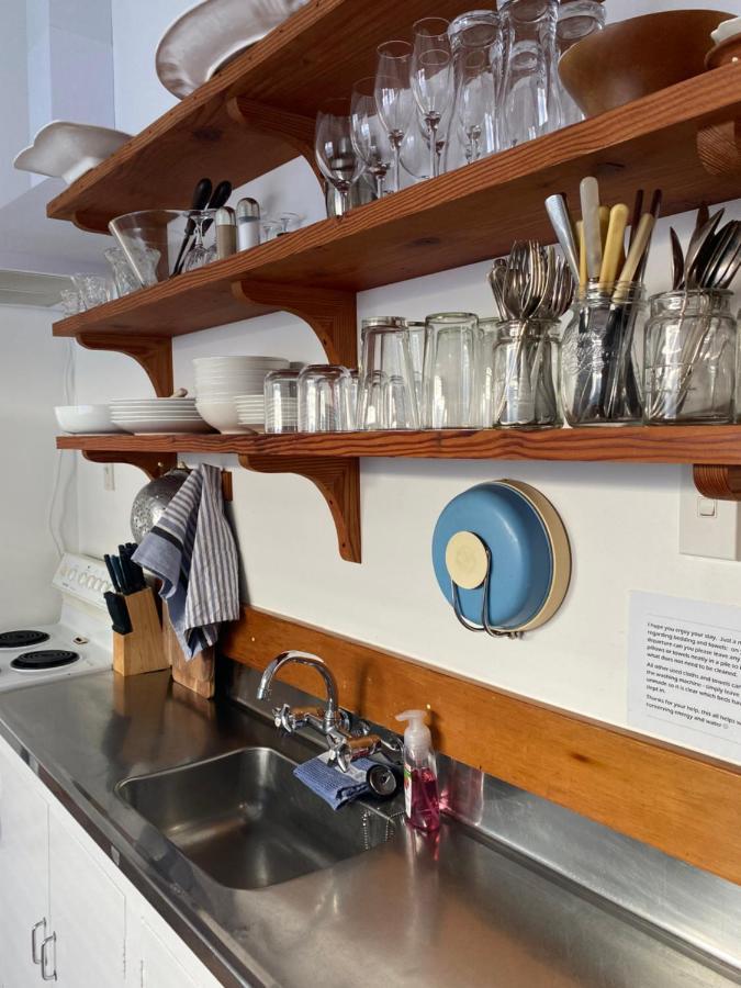 Wee Blue Bnb- Central Cosy Villa Timaru Exteriör bild