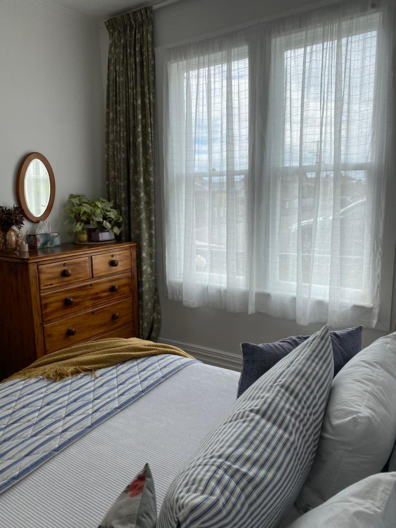 Wee Blue Bnb- Central Cosy Villa Timaru Exteriör bild